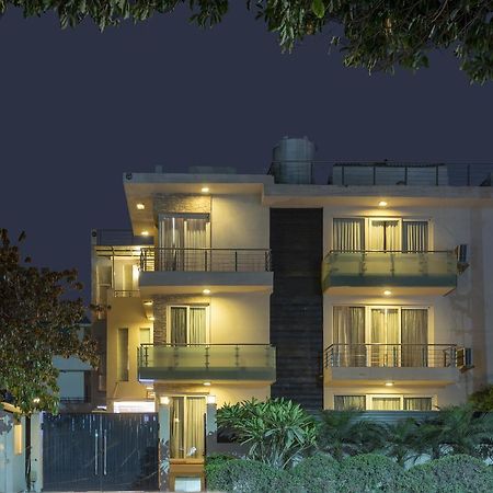 Mint Moulsari Suites Gurgaon Exterior photo